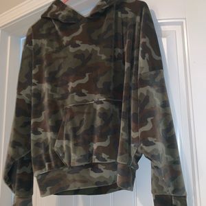 American eagle camouflage cropped sweatshirt